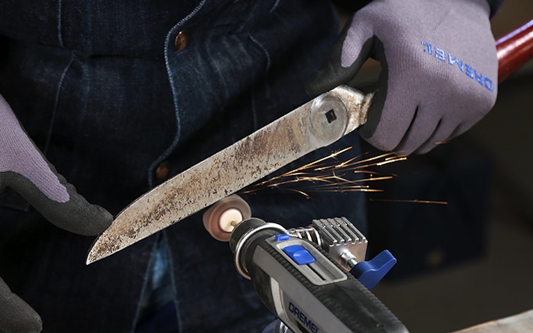 Dremel_CP8_HTM_HedgeCutter_Still4_HR