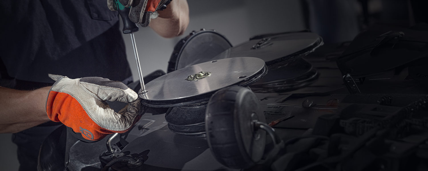 Checklista – Gör robotgräsklipparen redo för vår- och sommarsäsongen